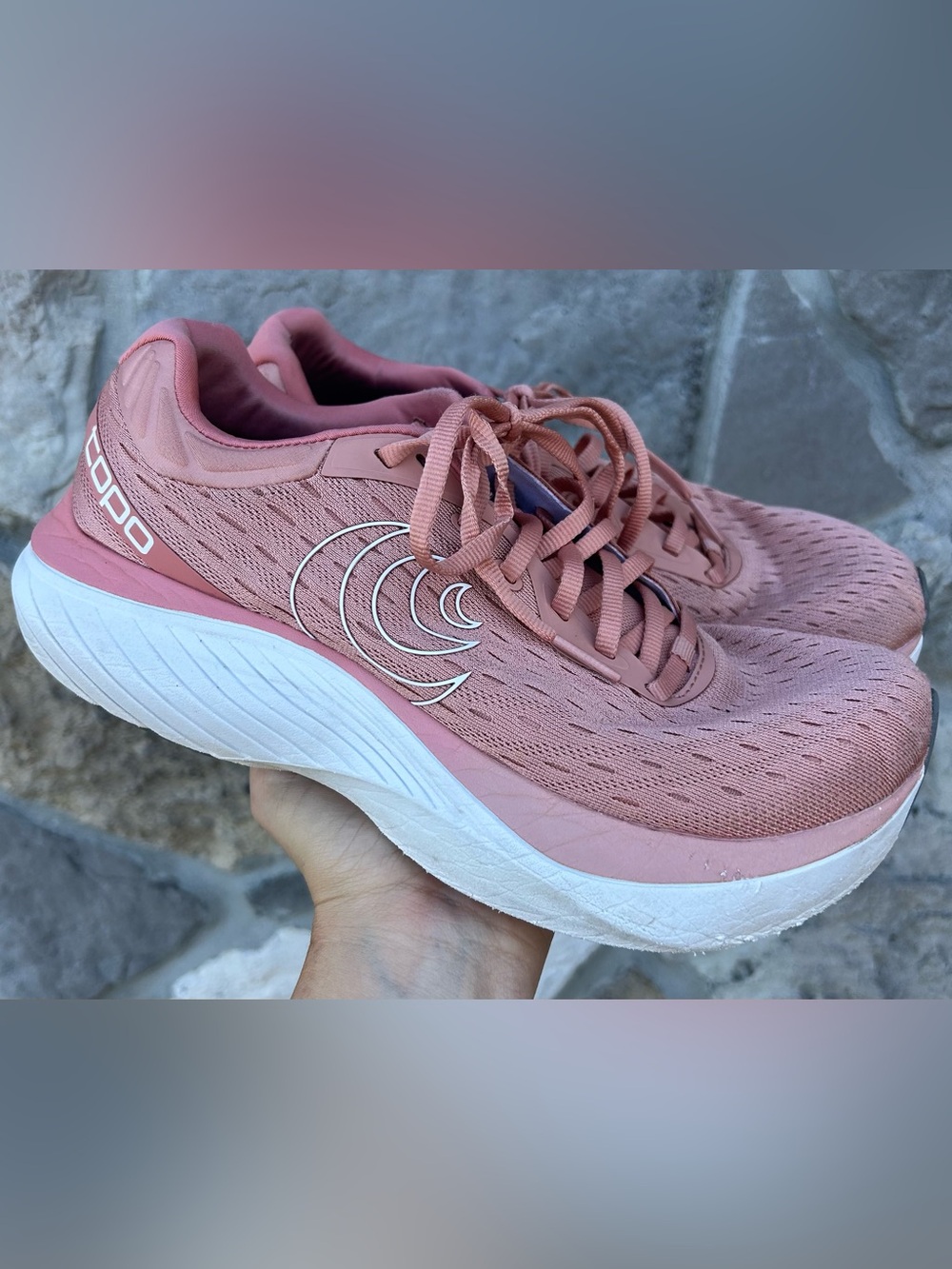 Topo Atmos Athletic Sneakers Size 8 Dusty Rose 5mm Drop Max Cushion Running Shoe